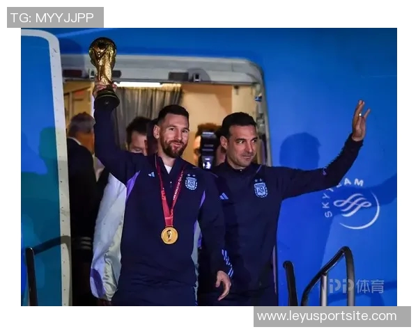 斯卡罗尼强调新球场建设是为了球队未来发展下半场才刚刚开始 斯卡罗尼强调新球场建设是为了球队未来发展下半场才刚刚开始