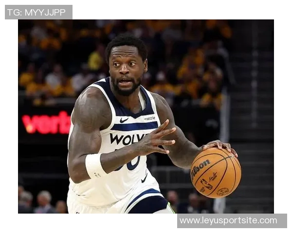 爱德华兹盛赞兰德尔本赛季表现出色这是我心中唯一的评价 爱德华兹盛赞兰德尔本赛季表现出色这是我心中唯一的评价